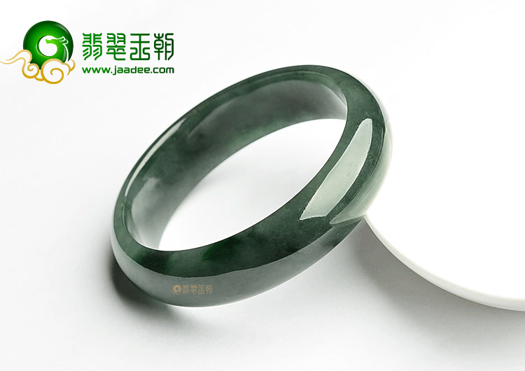 糯冰种油青手镯(58mm)