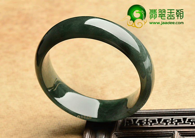糯冰种油青手镯(58.1mm)