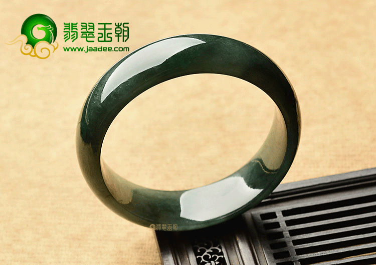 糯冰种油青手镯(58.1mm)