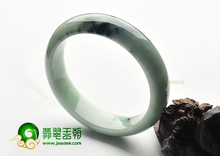 糯冰种飘花手镯(55.8mm)