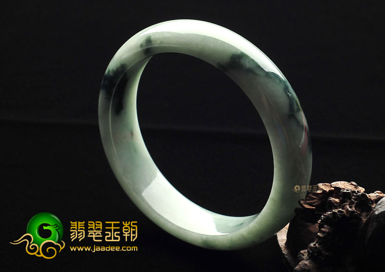 糯冰种飘花手镯(55.8mm)