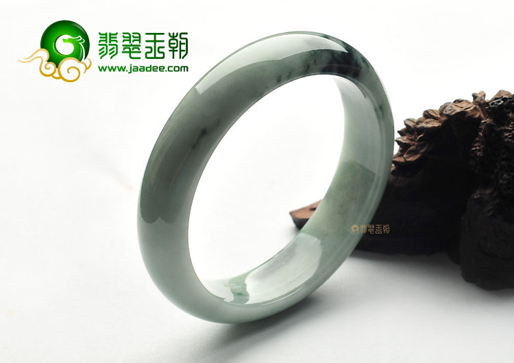 糯冰种飘花手镯(55.8mm)