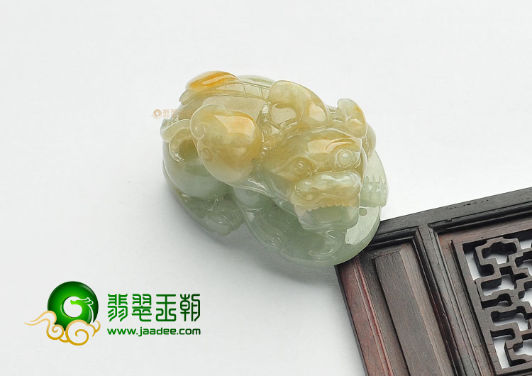 (超值推荐)糯冰种褐黄翡貔貅挂件