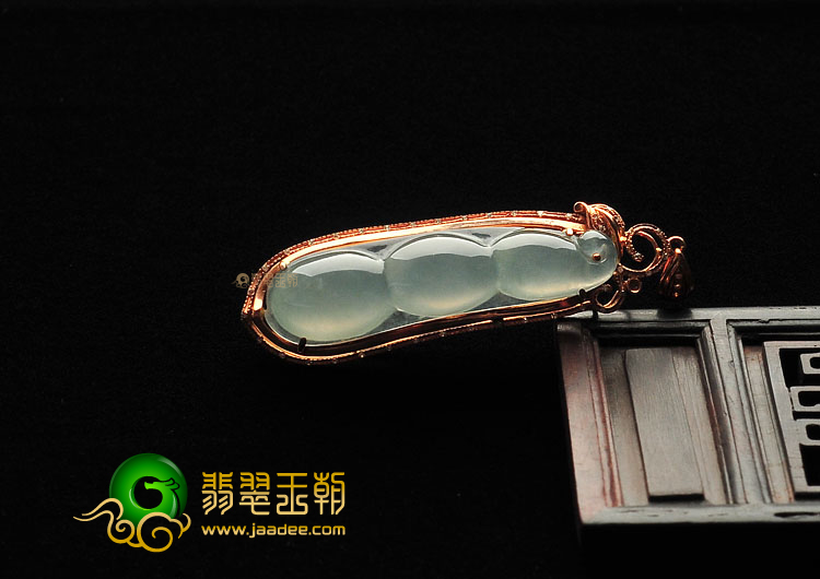 (超值推荐)冰种晴水镶玫瑰金四季豆胸坠(真钻)