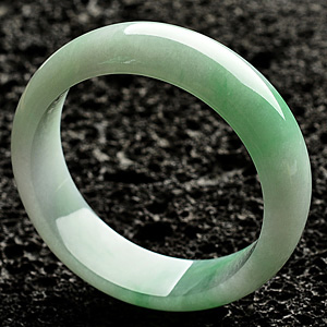 糯冰种阳绿手镯(54.2mm)