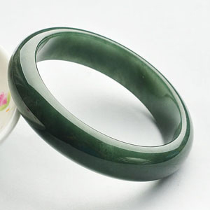 (超值推荐)糯冰种油青手镯(58mm)