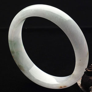 糯冰种飘花手镯(57.9mm)