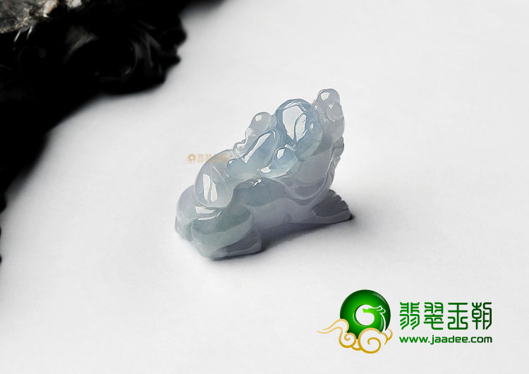 冰种淡紫罗兰貔貅挂件