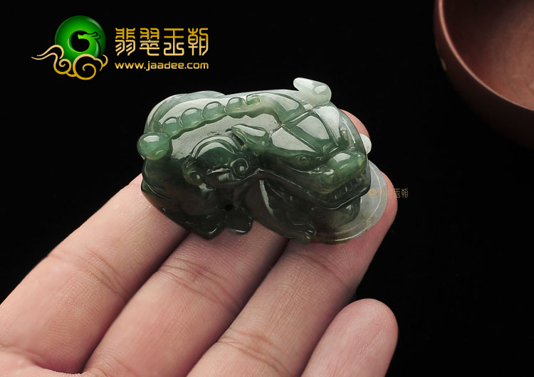 糯冰种晴水貔貅挂件