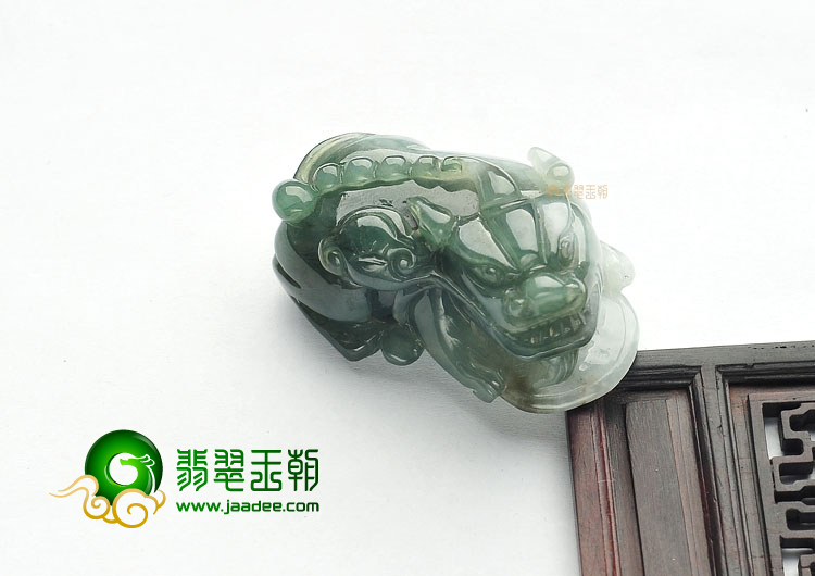 糯冰种晴水貔貅挂件