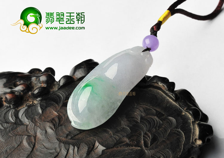 冰种飘翠四季豆挂件