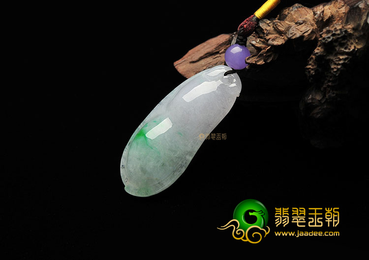 冰种飘翠四季豆挂件