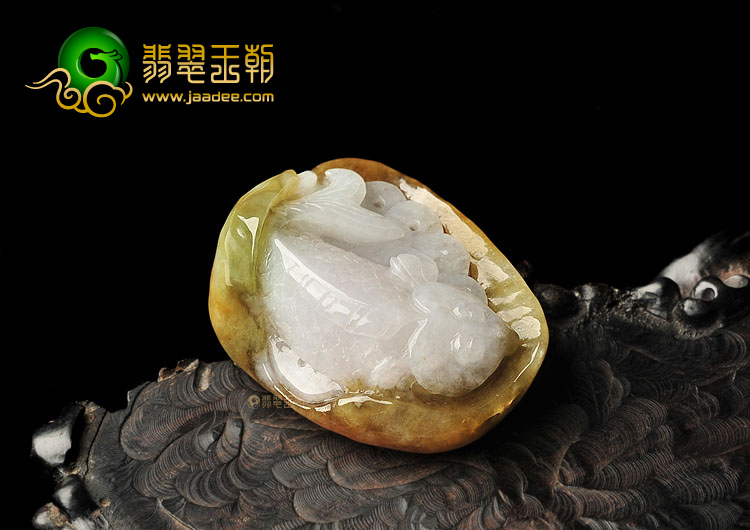 糯冰种淡三彩年年有余挂件