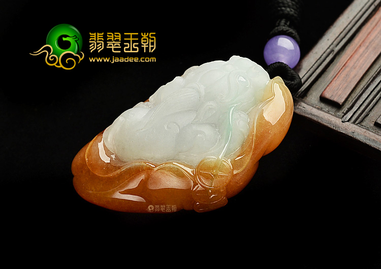 糯冰种红黄翡貔貅挂件