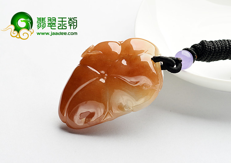 糯冰种红黄翡貔貅挂件