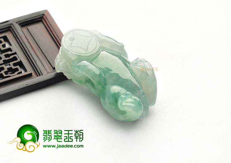 糯冰种晴水貔貅挂件