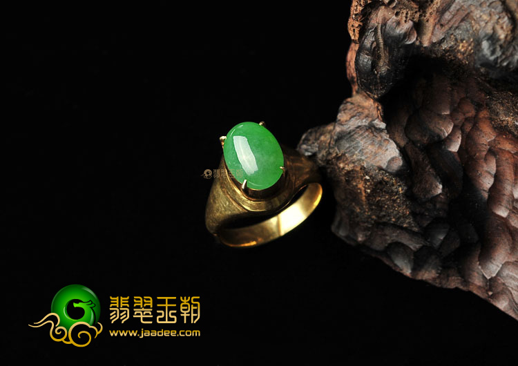 (超值推荐)糯冰种翠色戒面(一对)