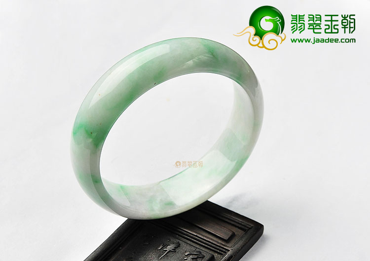 糯冰种飘翠手镯(59.4mm)