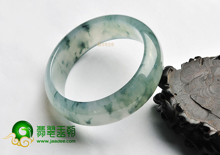 (超值推荐)冰种飘花手镯(55.2mm)