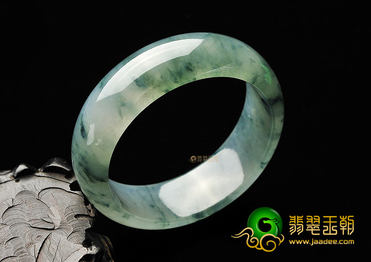 (超值推荐)冰种飘花手镯(55.2mm)