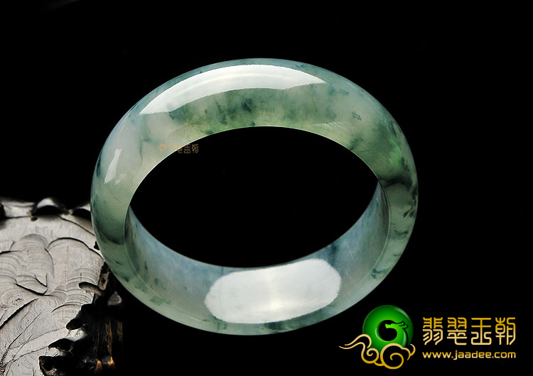 (超值推荐)冰种飘花手镯(55.2mm)