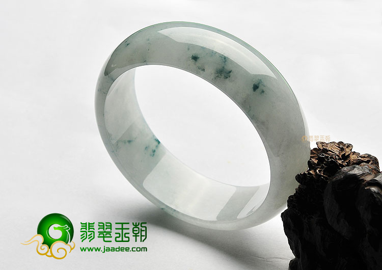 糯冰种飘花手镯(62.6mm)