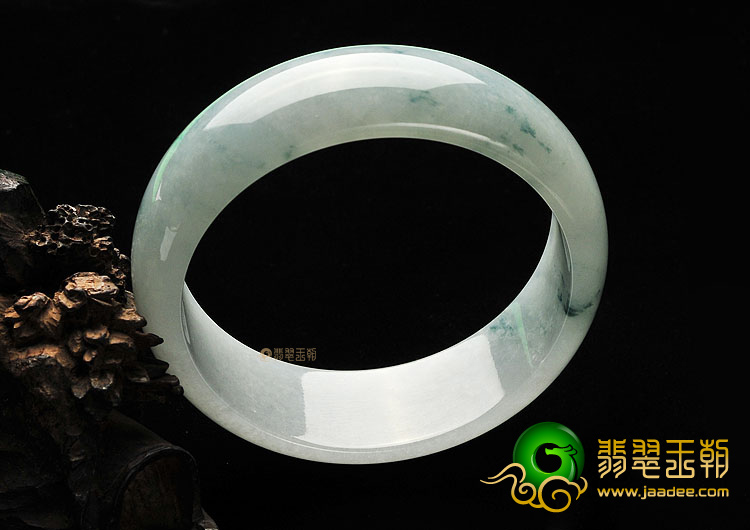 糯冰种飘花手镯(62.6mm)