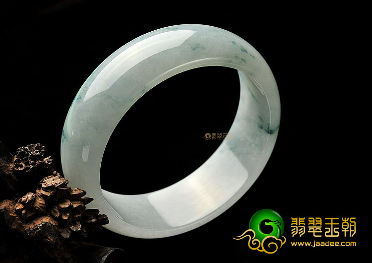 糯冰种飘花手镯(62.6mm)