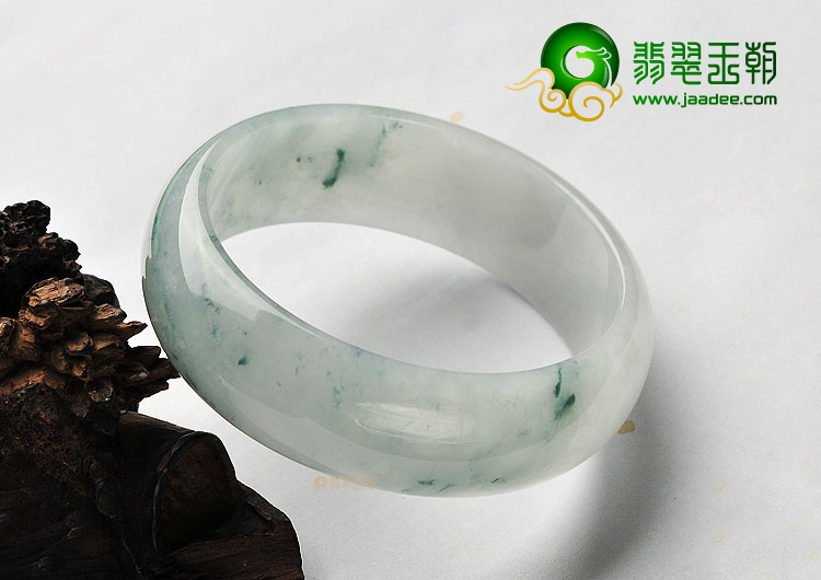 糯冰种飘花手镯(62.6mm)