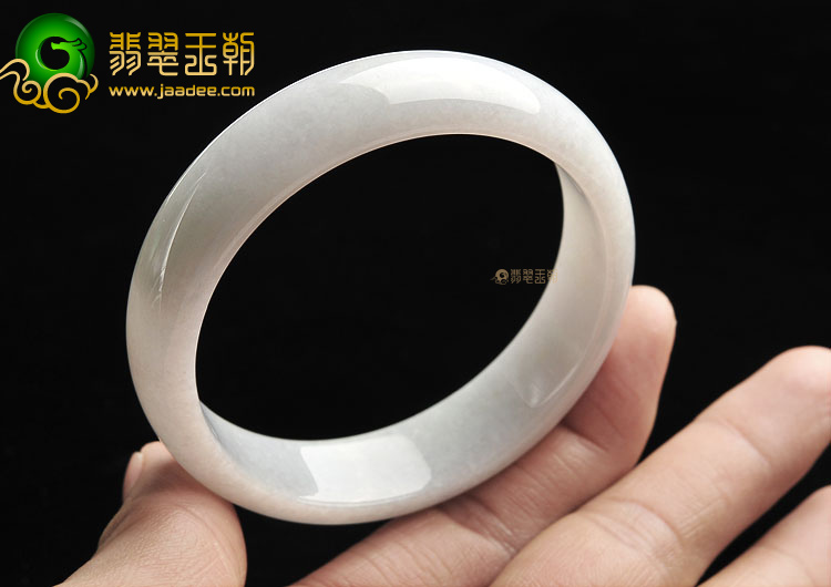 (超值推荐)糯冰种无色手镯(56.6mm)