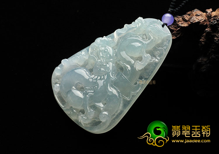 (超值推荐)冰种晴水龙牌挂件