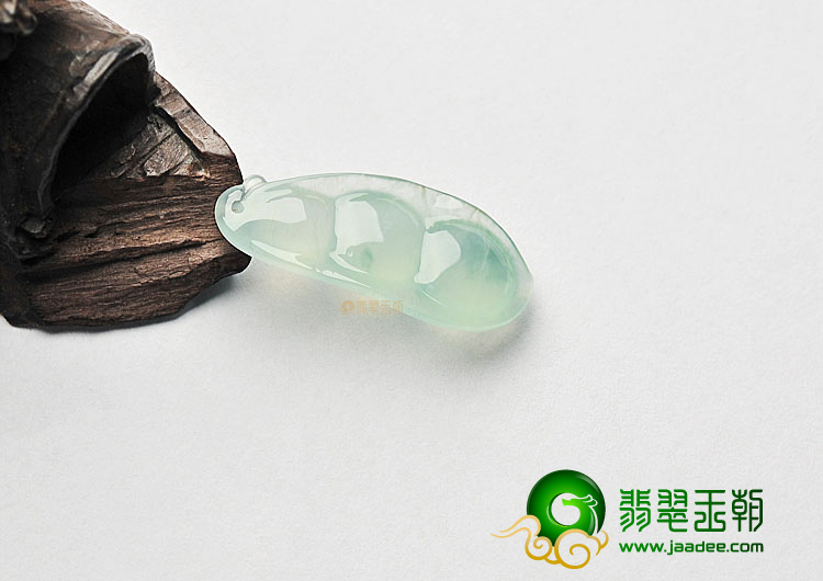 冰种晴水四季豆挂件