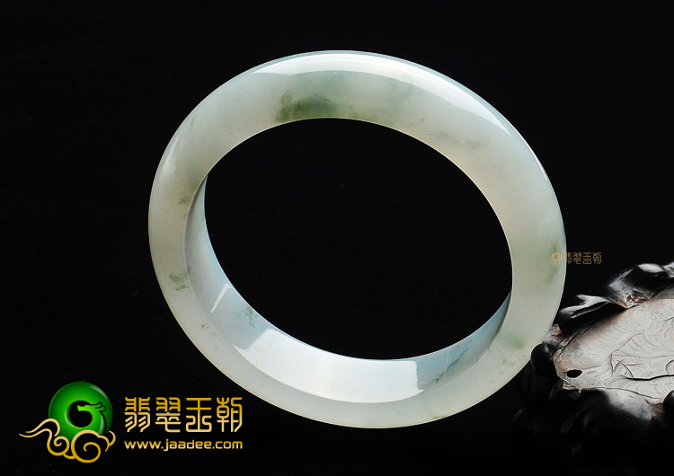 (超值推荐)冰种飘花手镯(60.2mm)