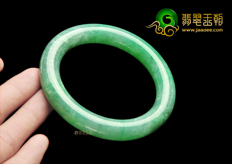 糯冰种阳绿圆条手镯(58.3mm)