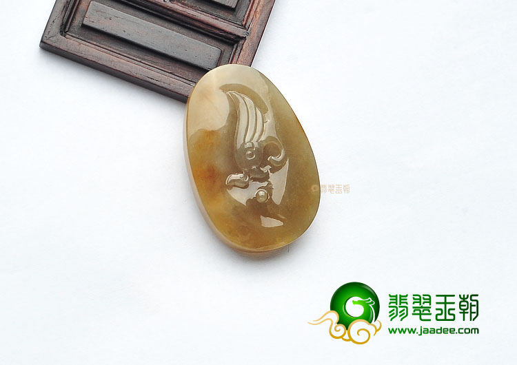 (超值推荐)糯冰种褐黄翡龙凤呈祥挂件