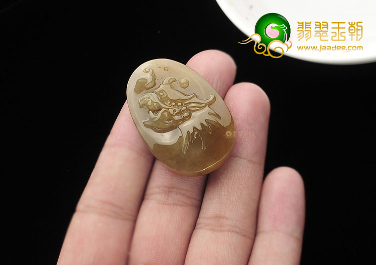 (超值推荐)糯冰种褐黄翡龙凤呈祥挂件