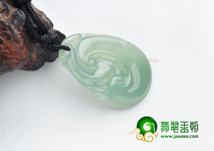 冰种晴水如意挂件