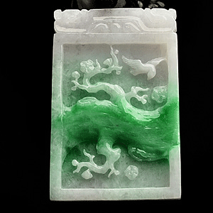 糯冰种淡春带彩凌寒独放挂件