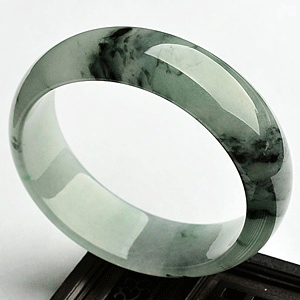 冰种飘花贵妃镯(56.4mm-52mm)