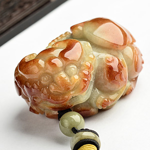 细糯种红黄翡貔貅如意手玩件