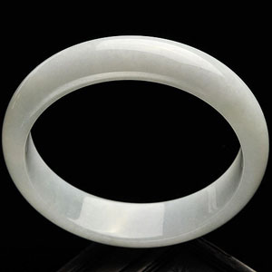 (超值推荐)糯冰种淡晴水手镯(57.6mm)