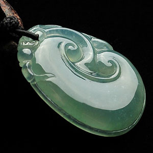 冰种晴水如意挂件