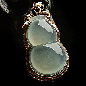 冰种晴水镶玫瑰金葫芦胸坠(真钻)