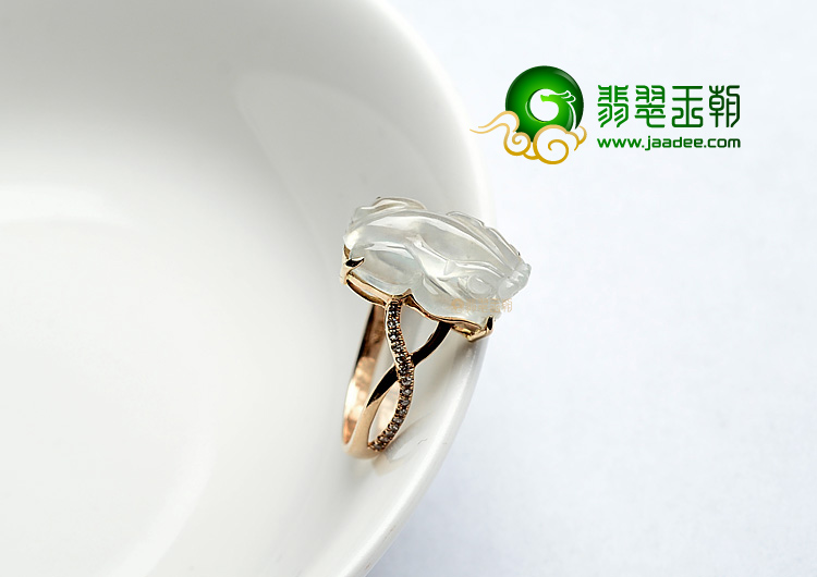 (超值推荐)冰种淡晴水镶玫瑰金貔貅戒指(真钻)