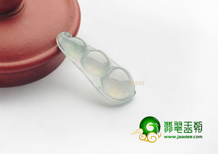 冰种晴水四季豆挂件