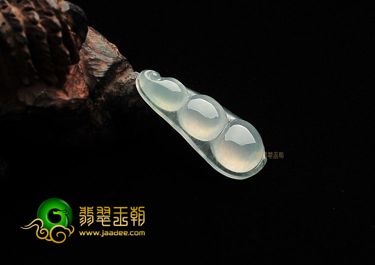 冰种晴水四季豆挂件