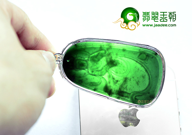 玻璃种墨翠镶白金观音胸坠(真钻)