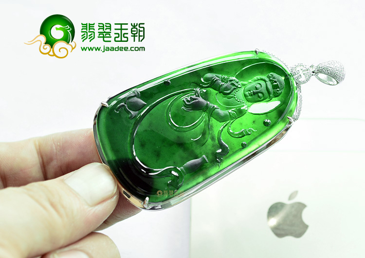 玻璃种墨翠镶白金观音胸坠(真钻)