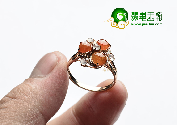 (超值推荐)糯冰种红翡镶玫瑰金花型戒指(真钻)