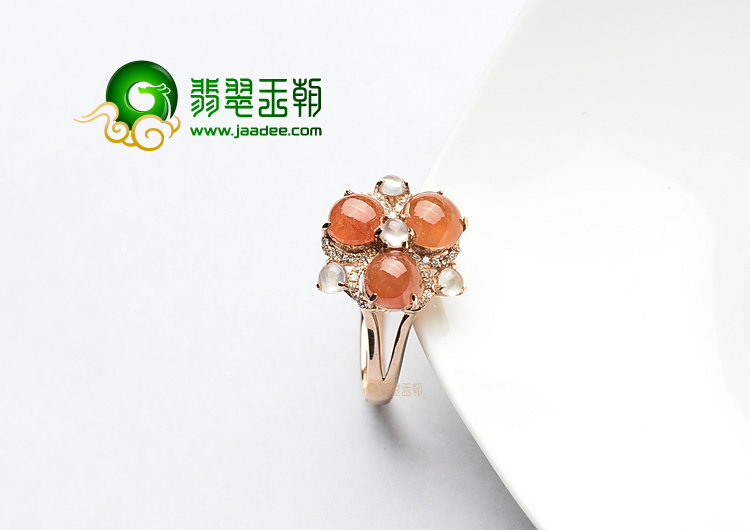 (超值推荐)糯冰种红翡镶玫瑰金花型戒指(真钻)